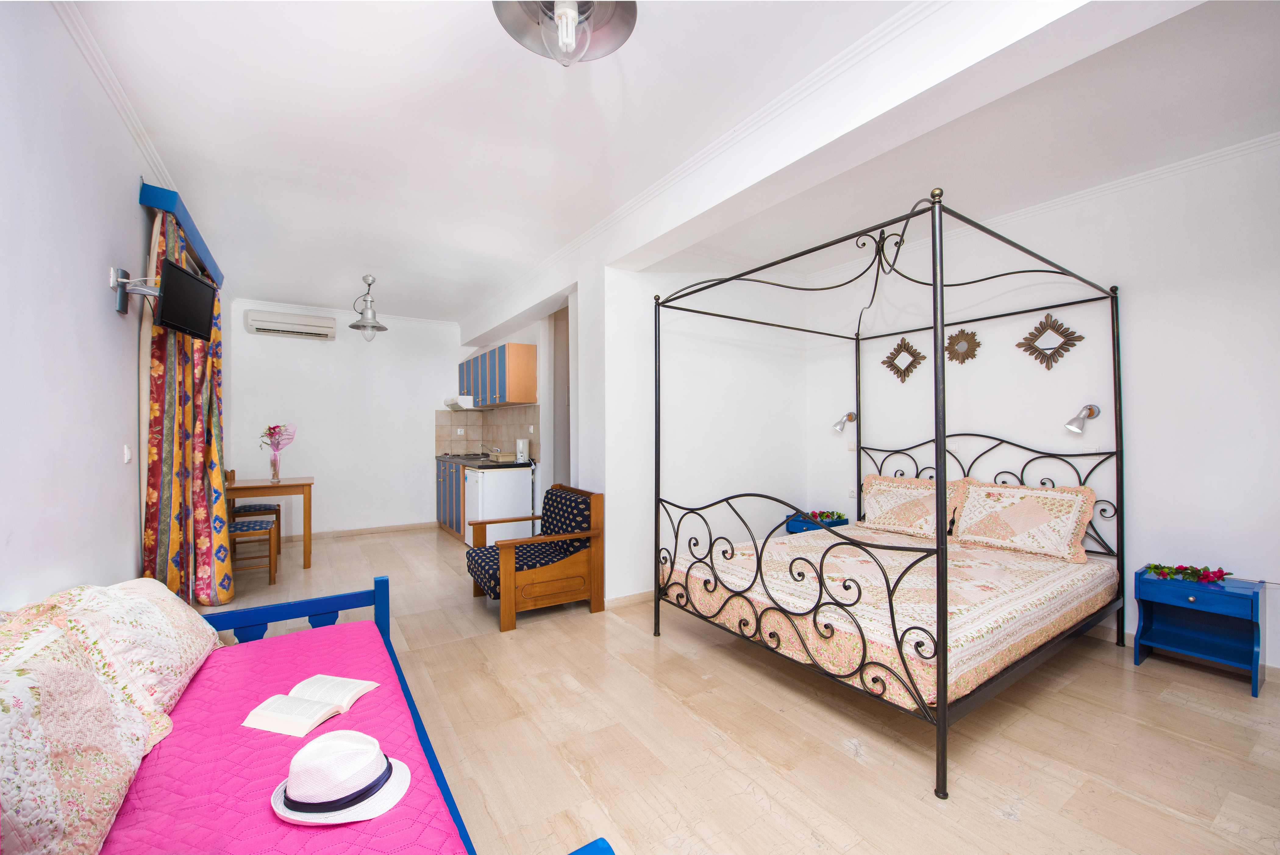 Aquarius Beach Eco-Hotel