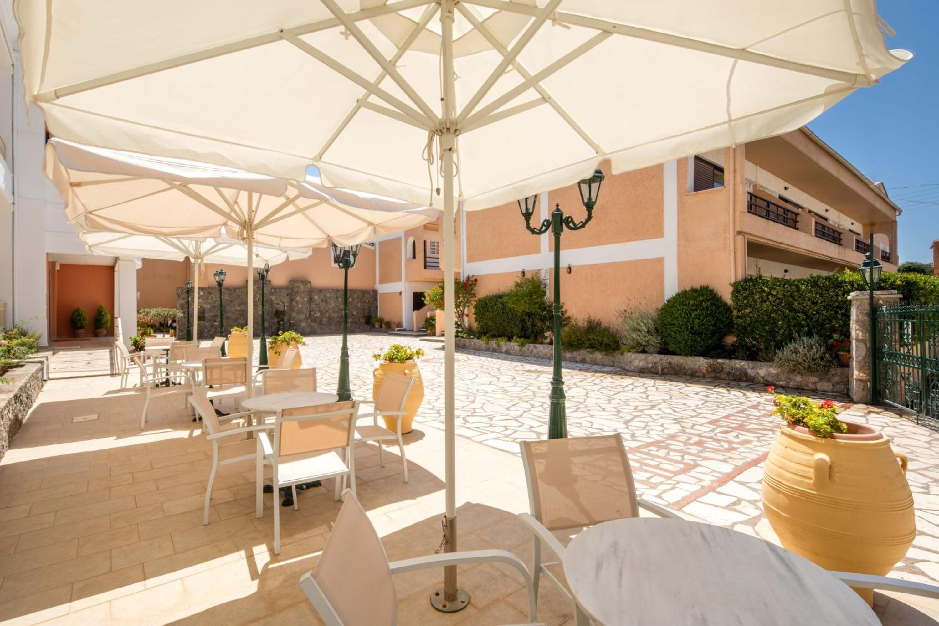 Hotel Rossis