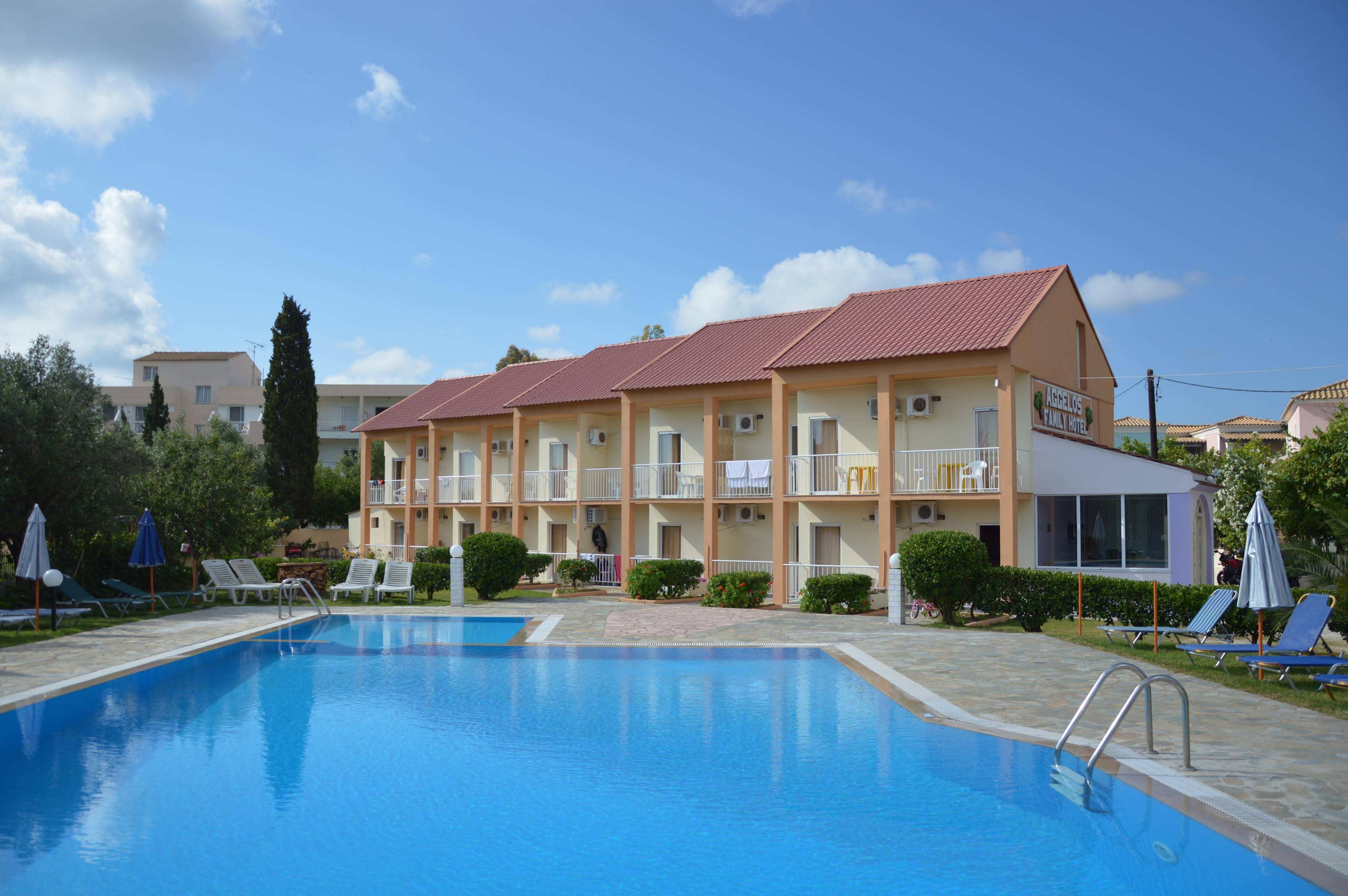 Aggelos Family Hotel