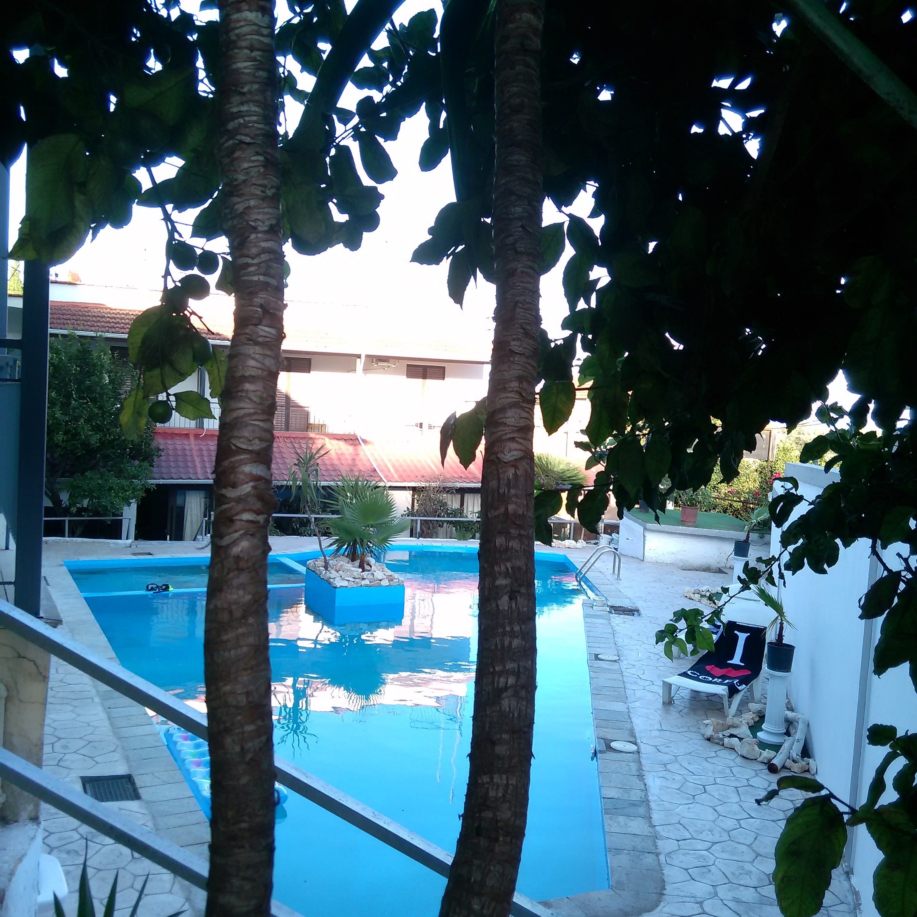 Aragorn Hotel