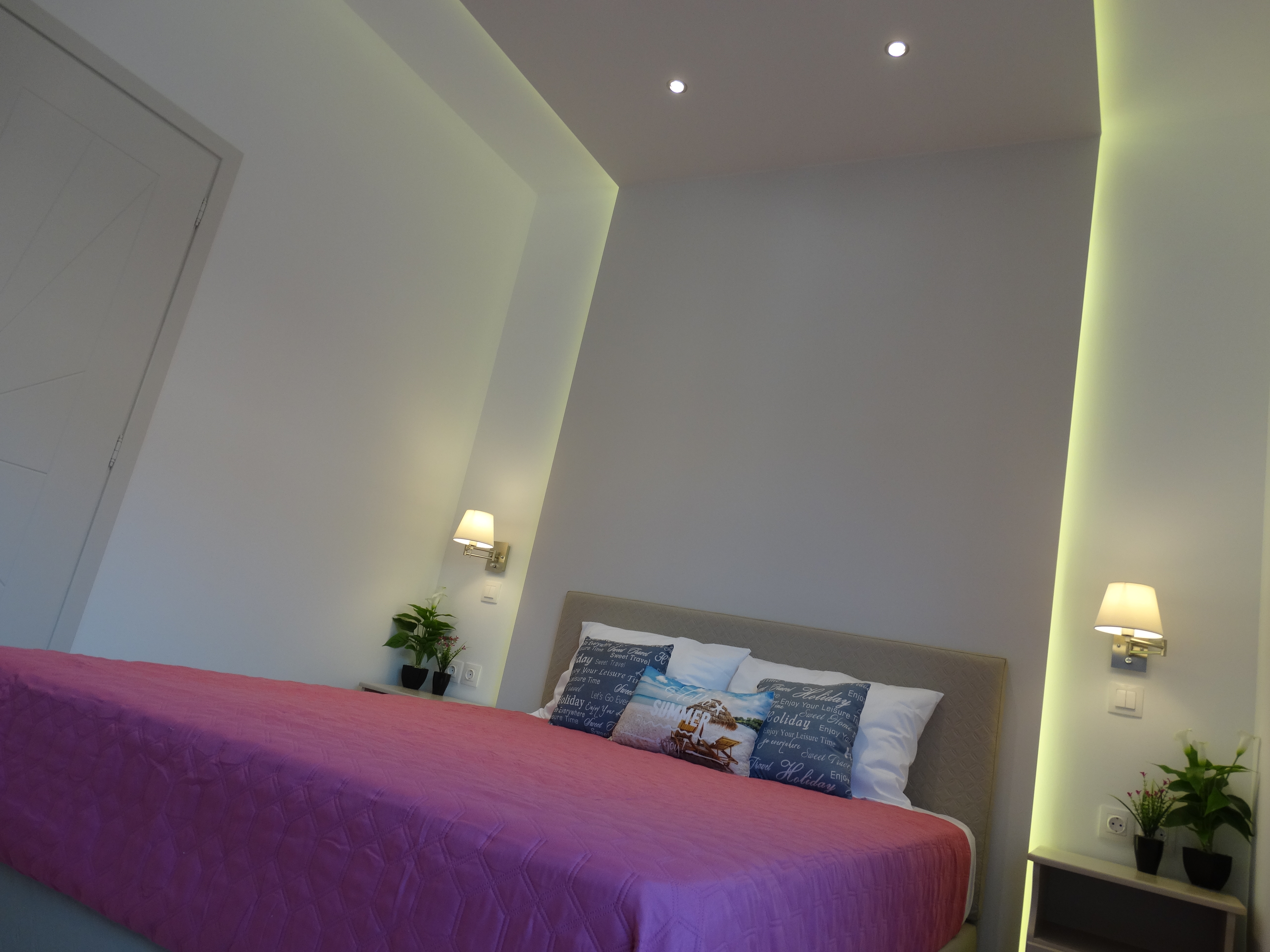 Makis Louvlis Apartments & Studios