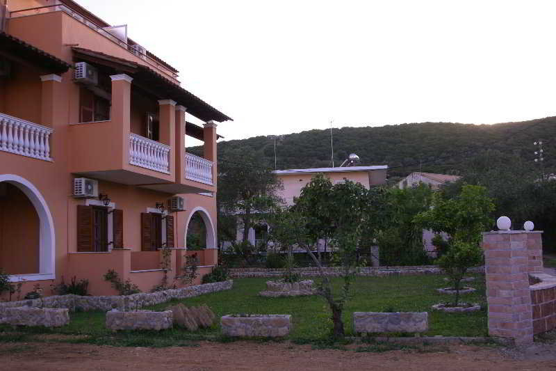 Vasso Apartments & Studios