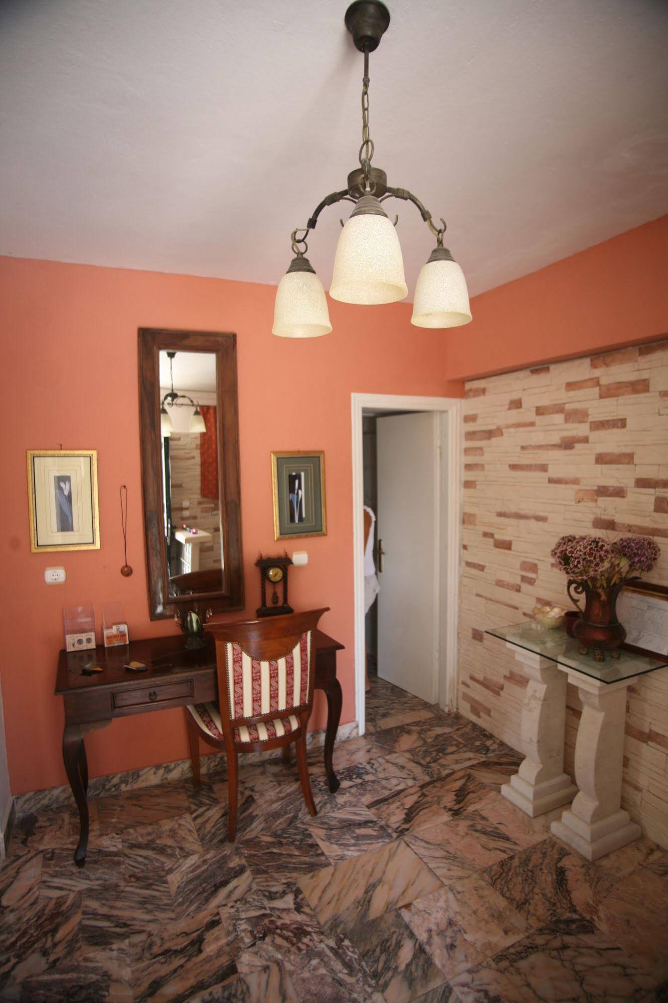 Aphrodite Apartments