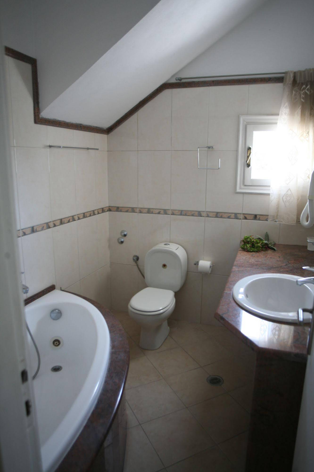 Aphrodite Apartments