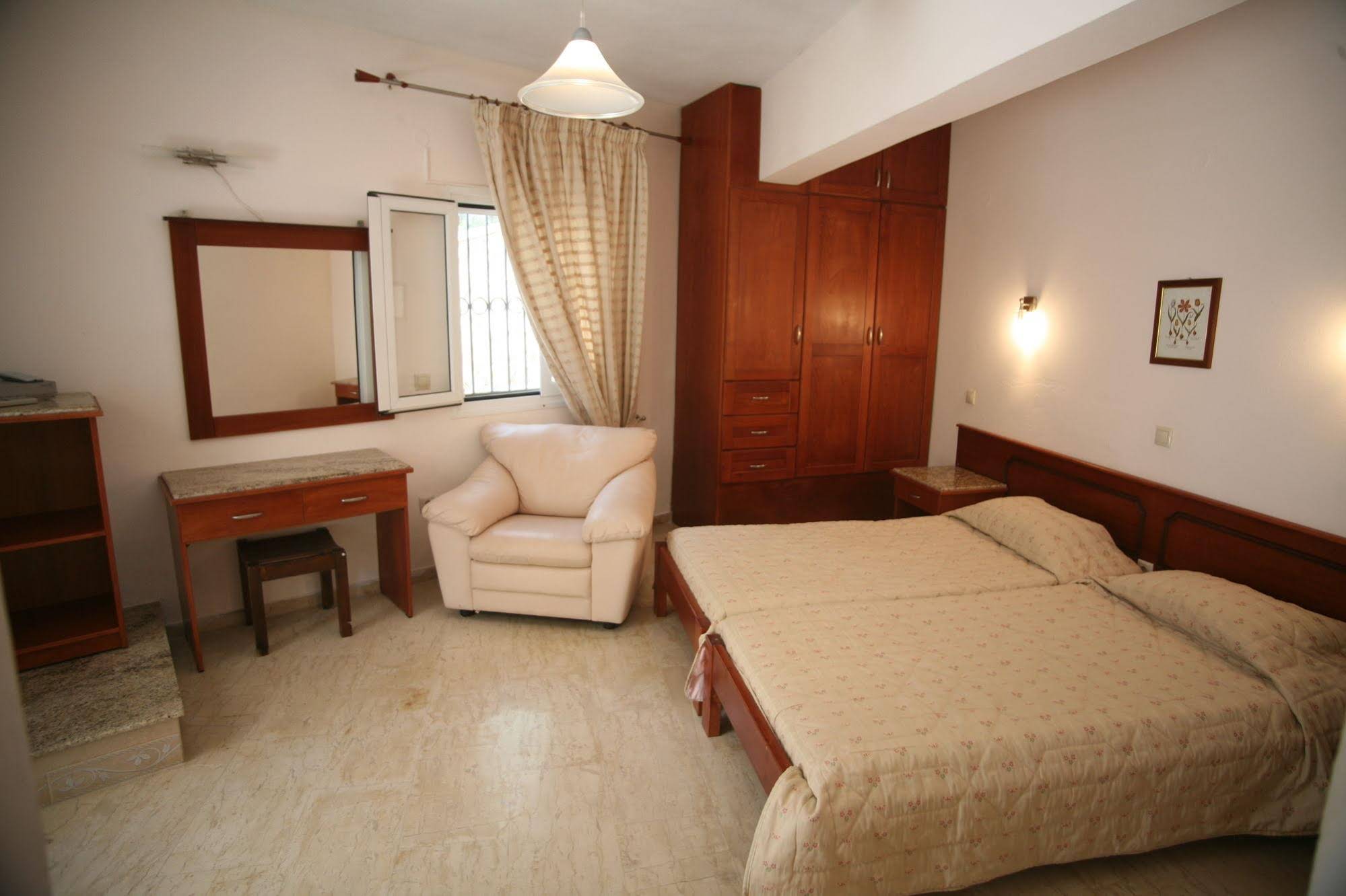 Aphrodite Apartments