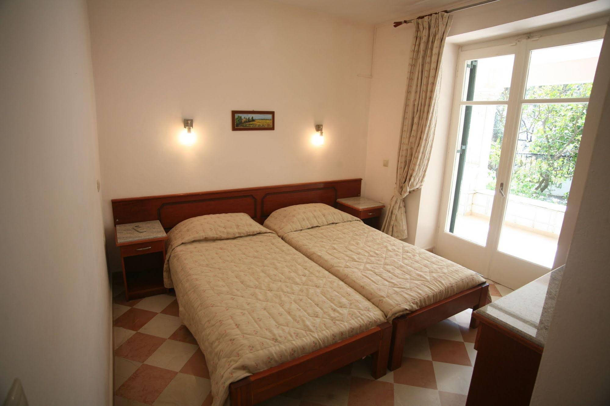 Aphrodite Apartments