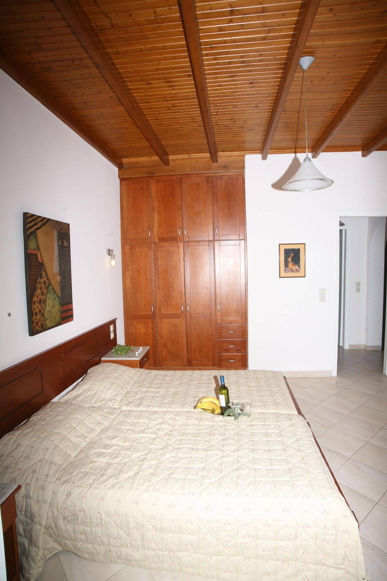 Aphrodite Apartments