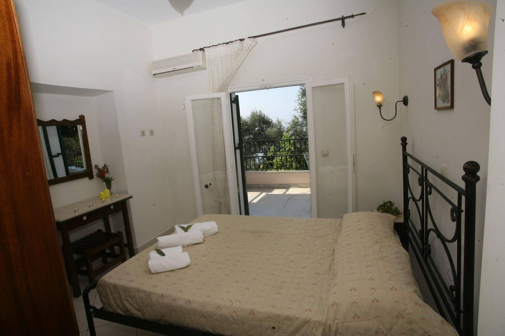 Aphrodite Apartments