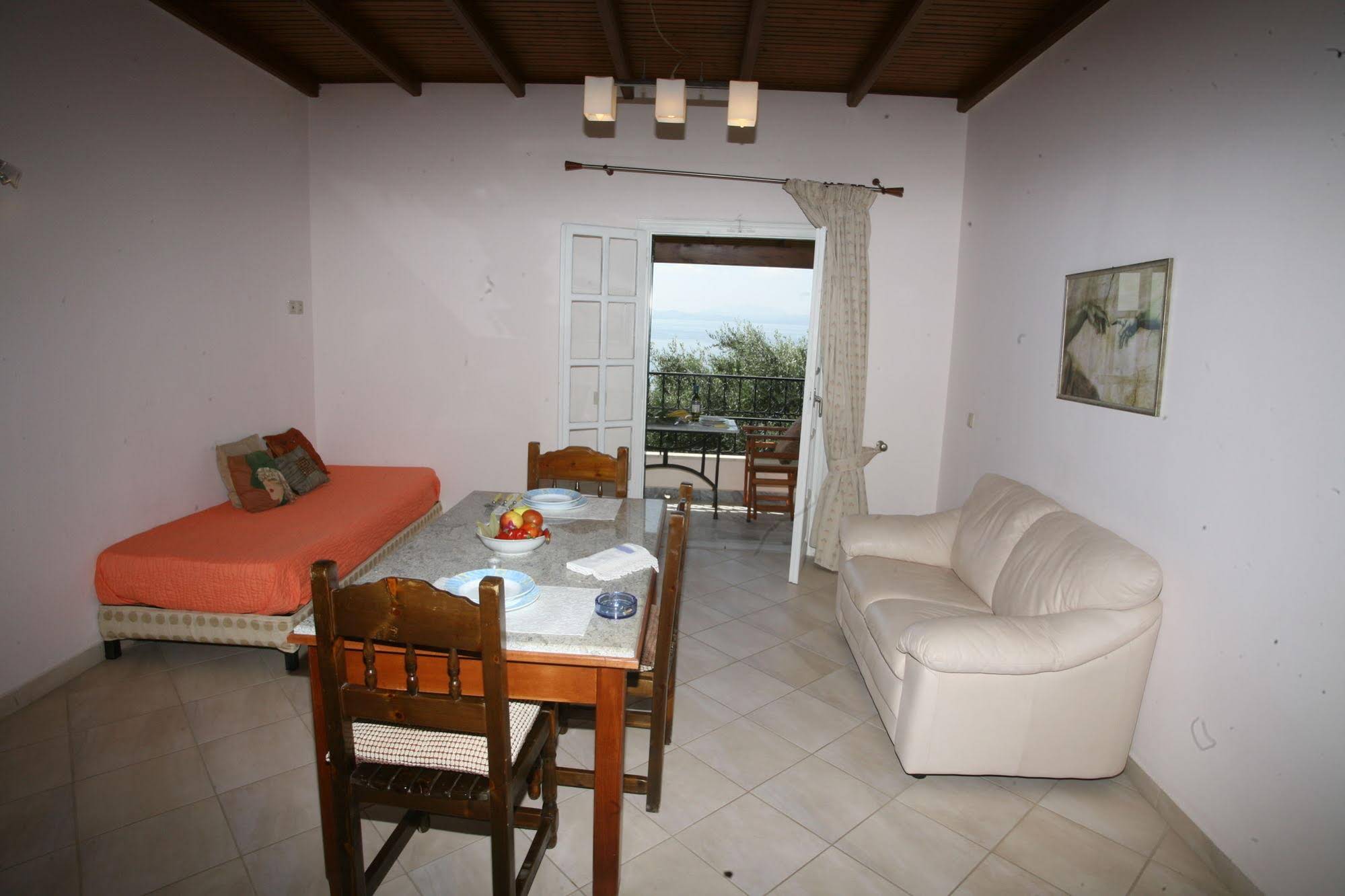 Aphrodite Apartments