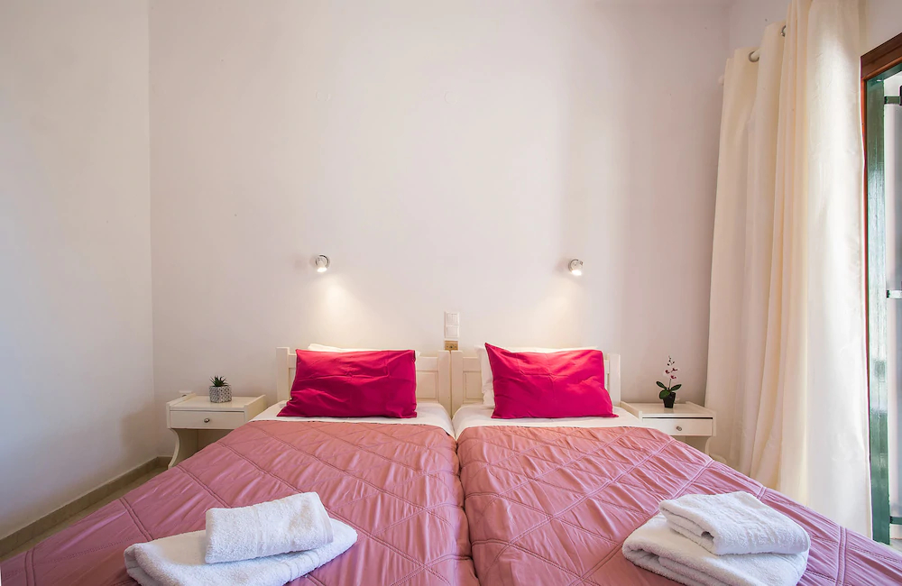 Vallias Seaview Apartments by Konnect