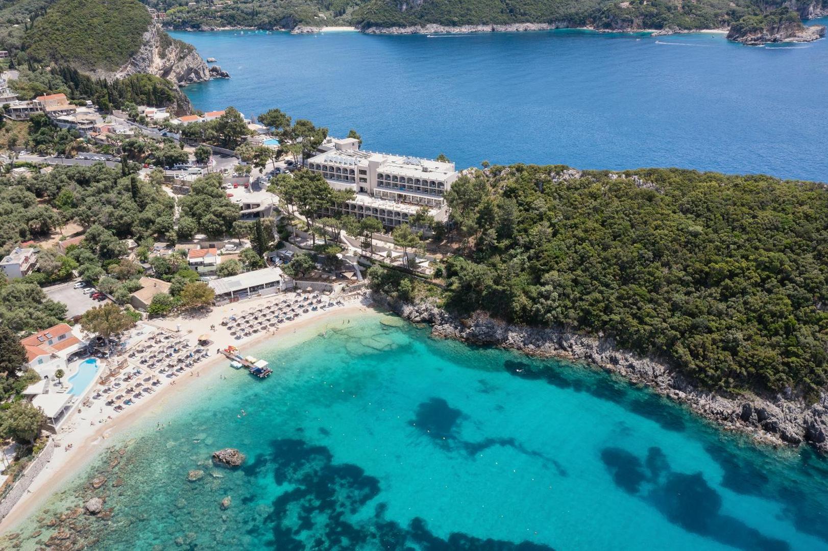 Akrotiri Beach Resort Hotel