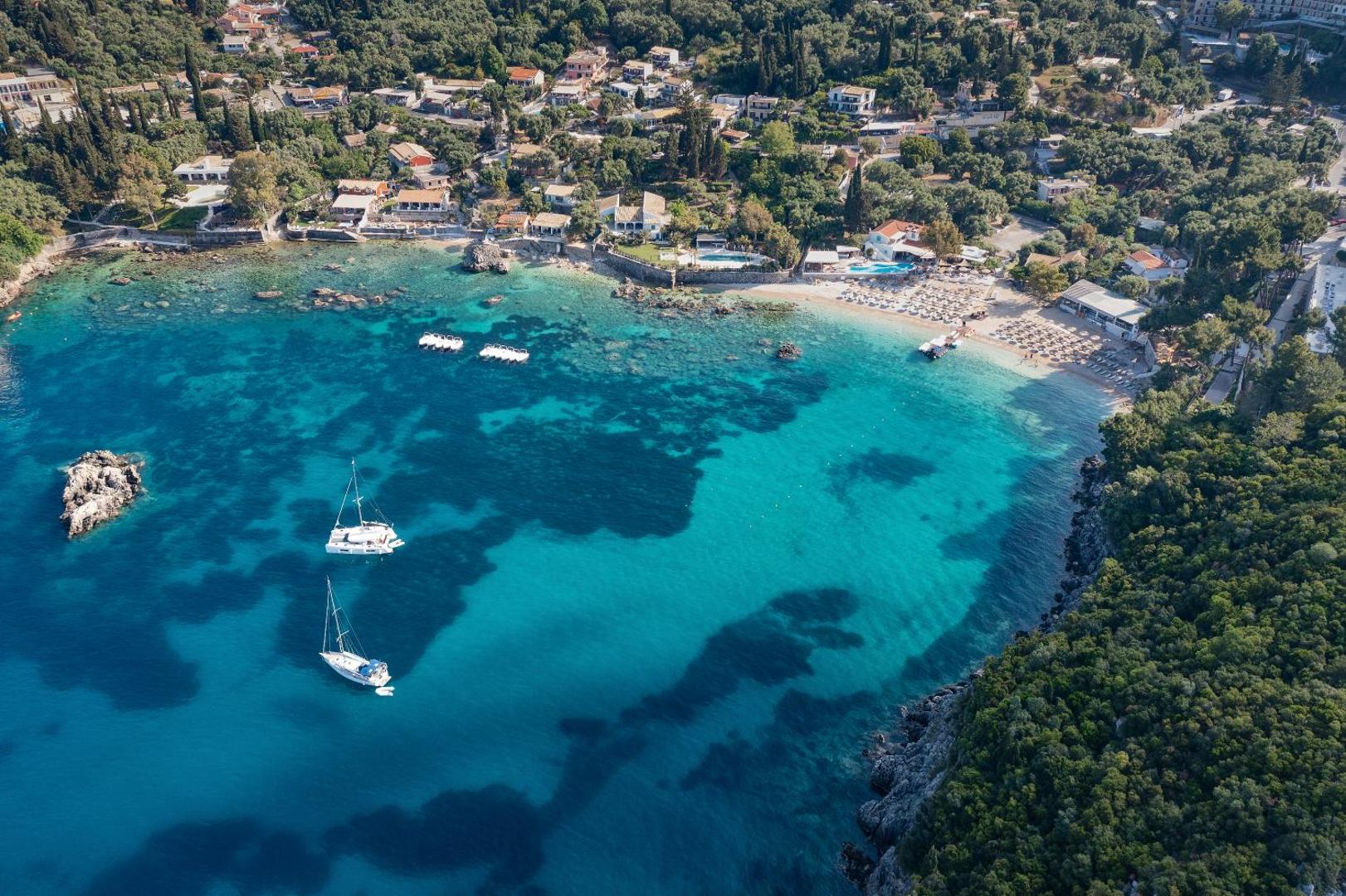 Akrotiri Beach Resort Hotel