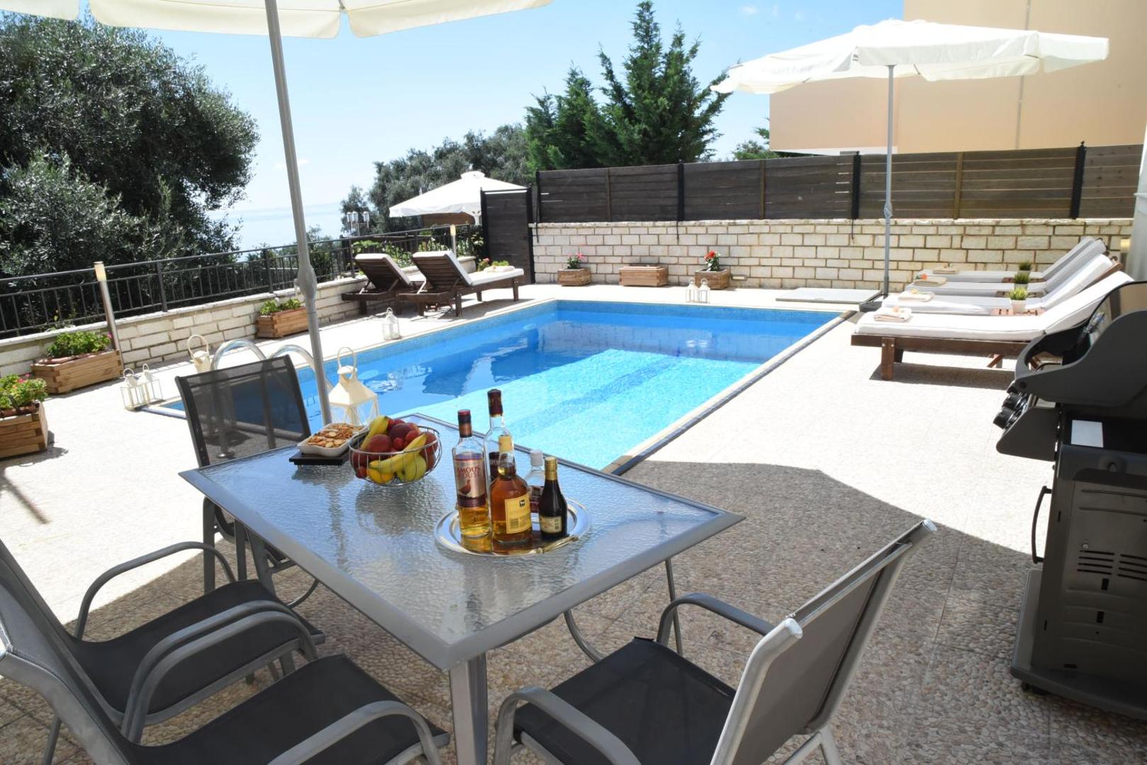 Achillion Luxury Villa