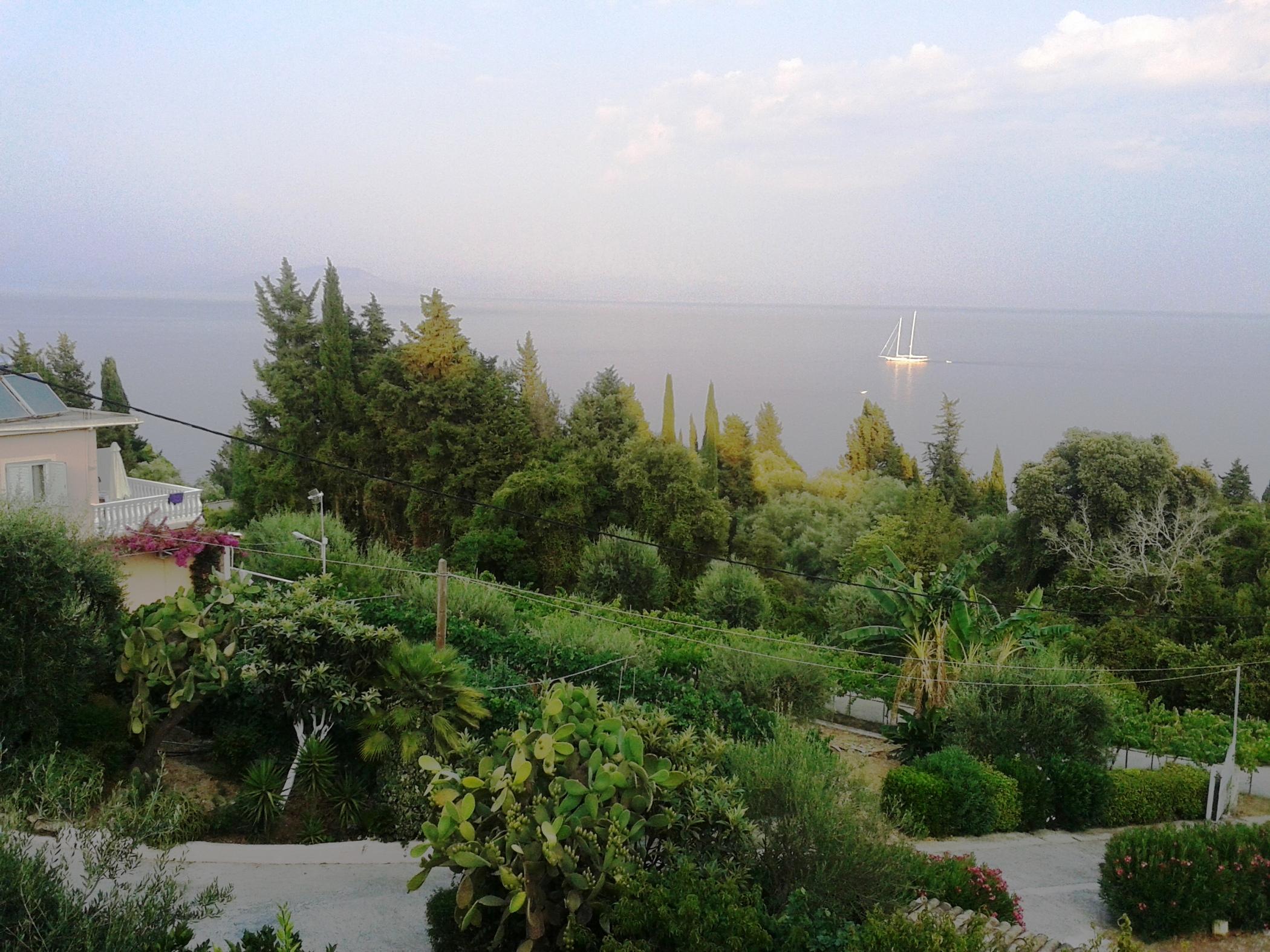 Apostolos & Eleni Family Apartments