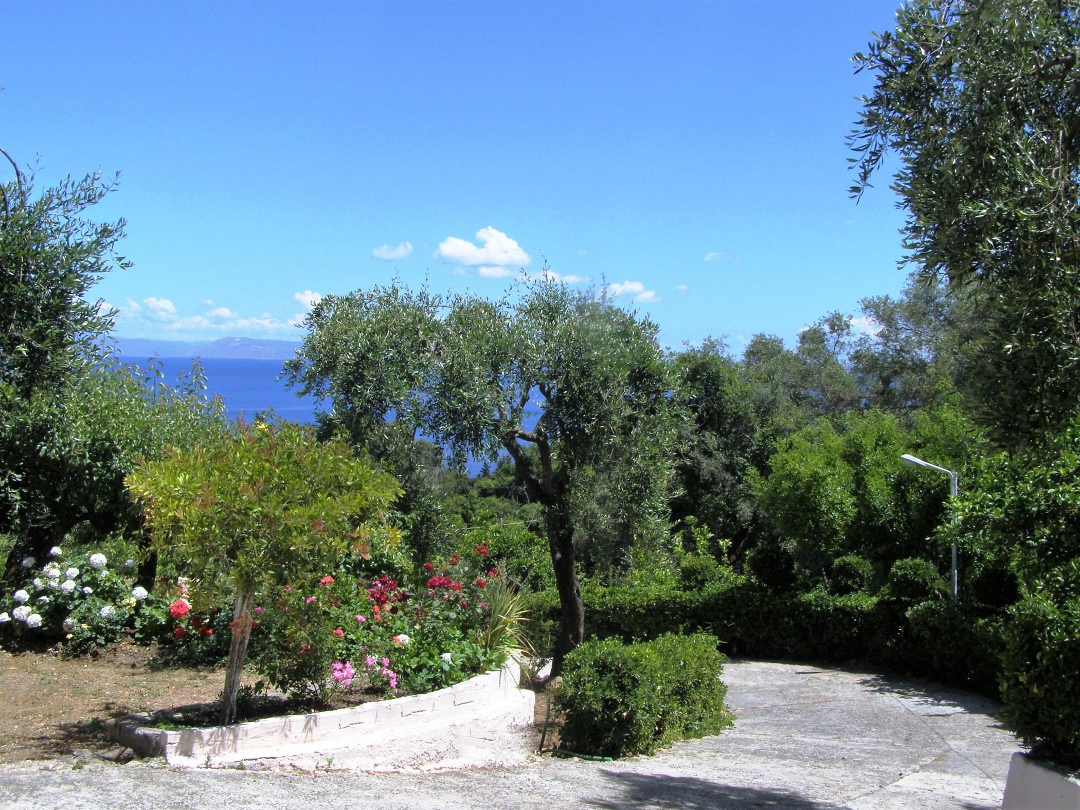 Apostolos & Eleni Family Apartments