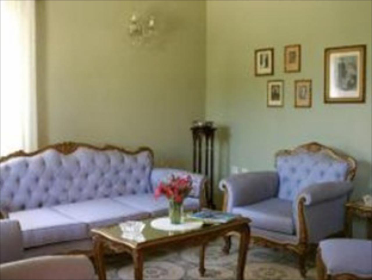 Villa De Loulia