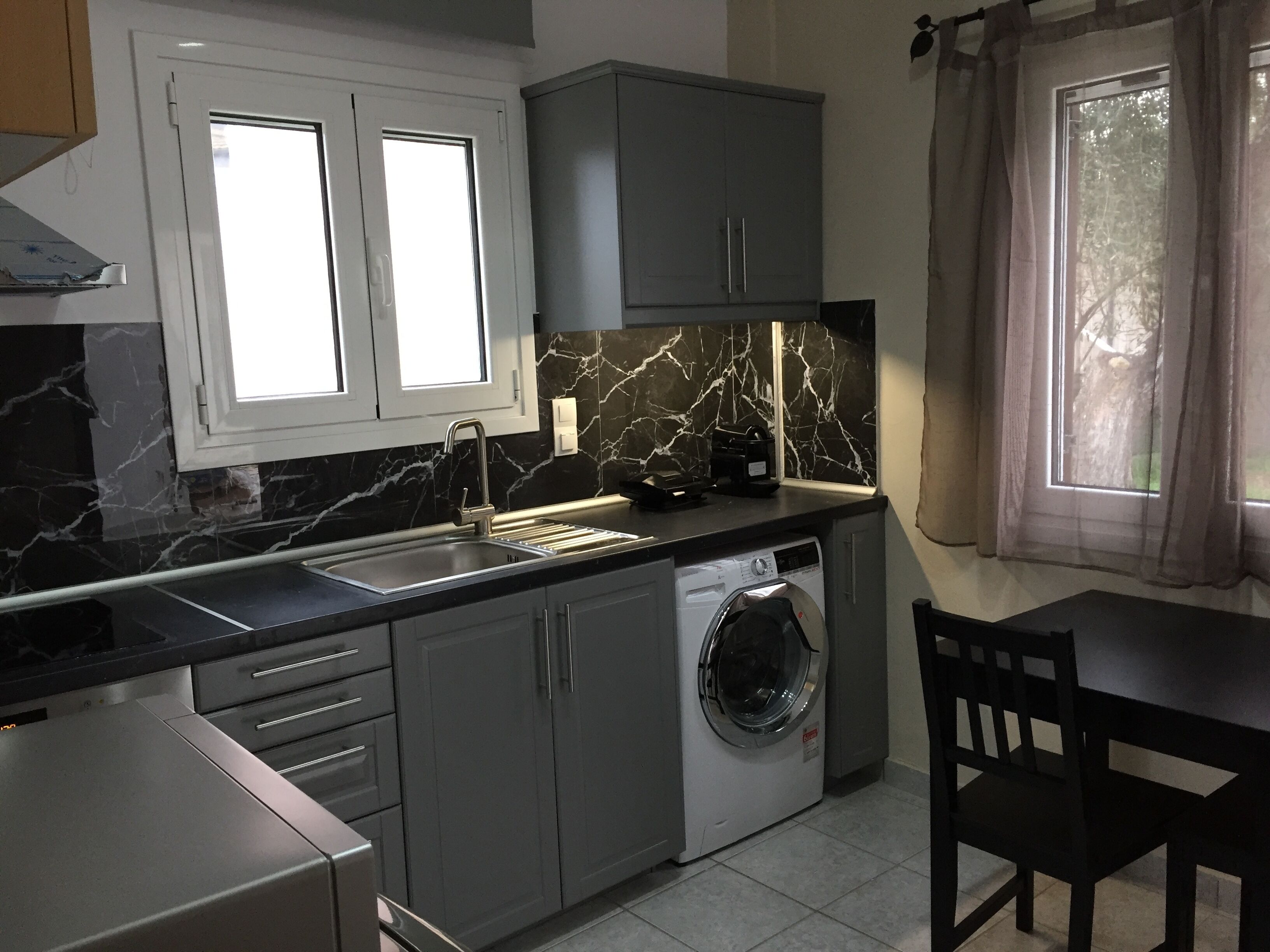 Alexander Apartments