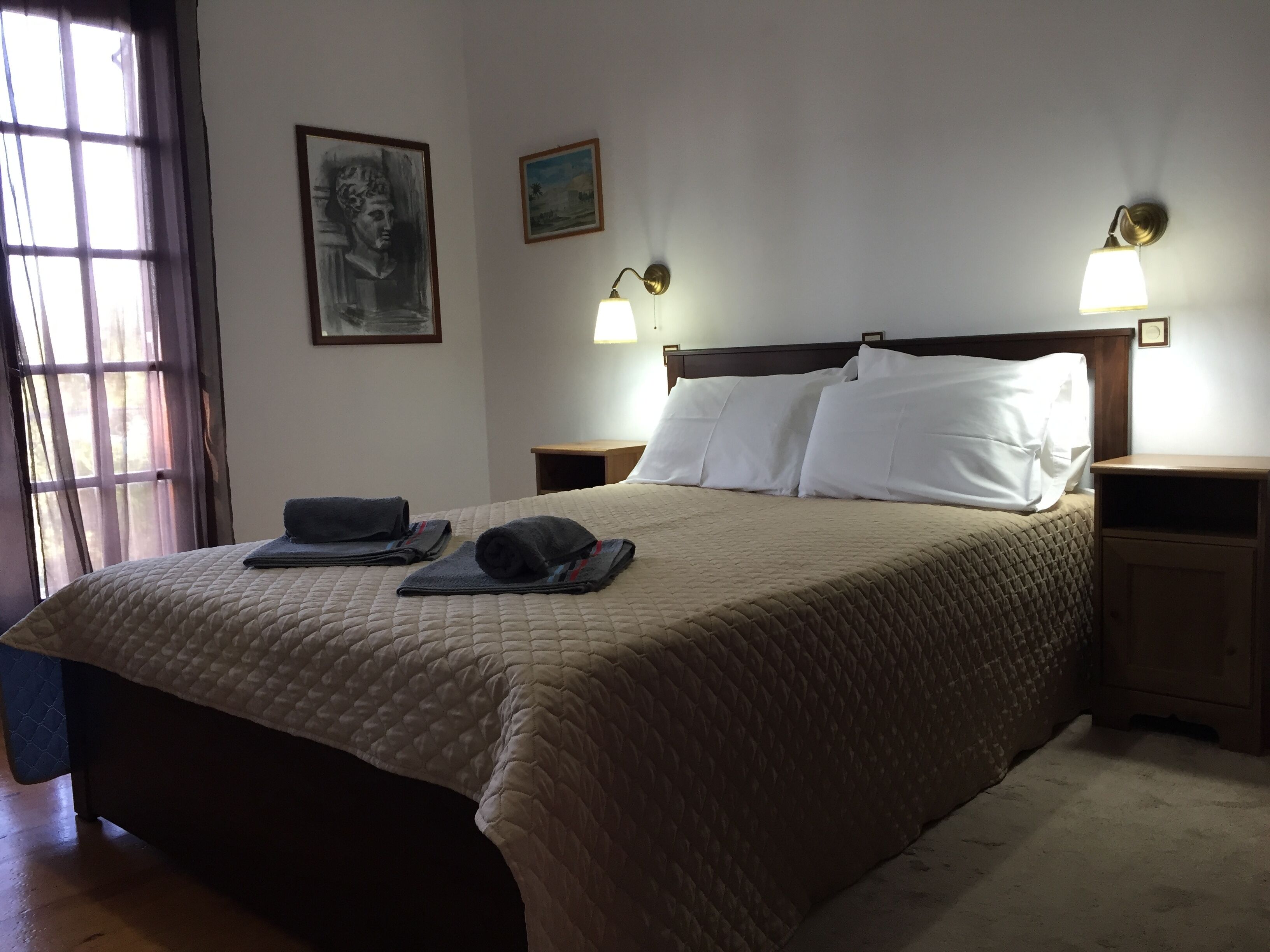 Alexander Apartments