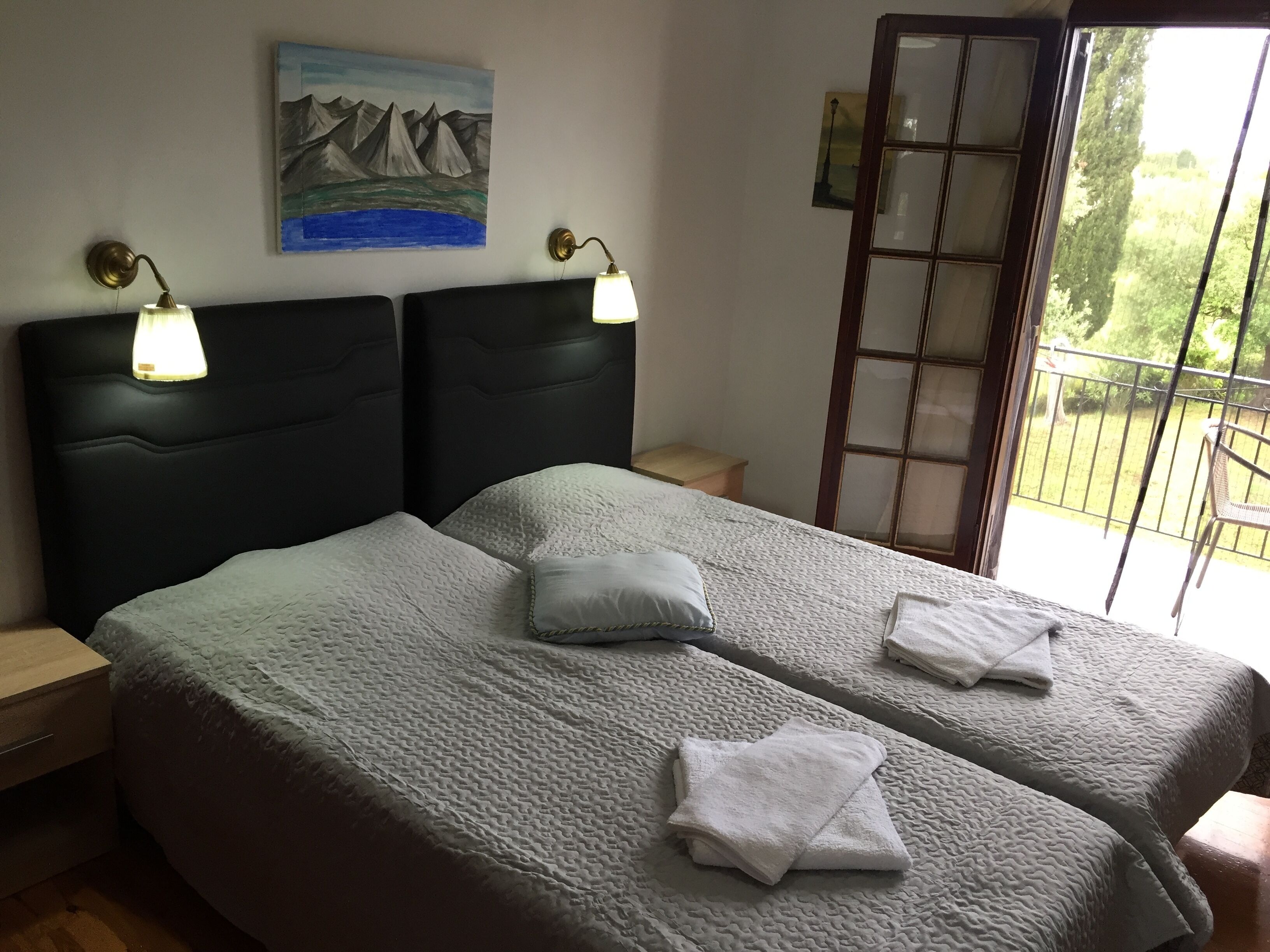 Alexander Apartments