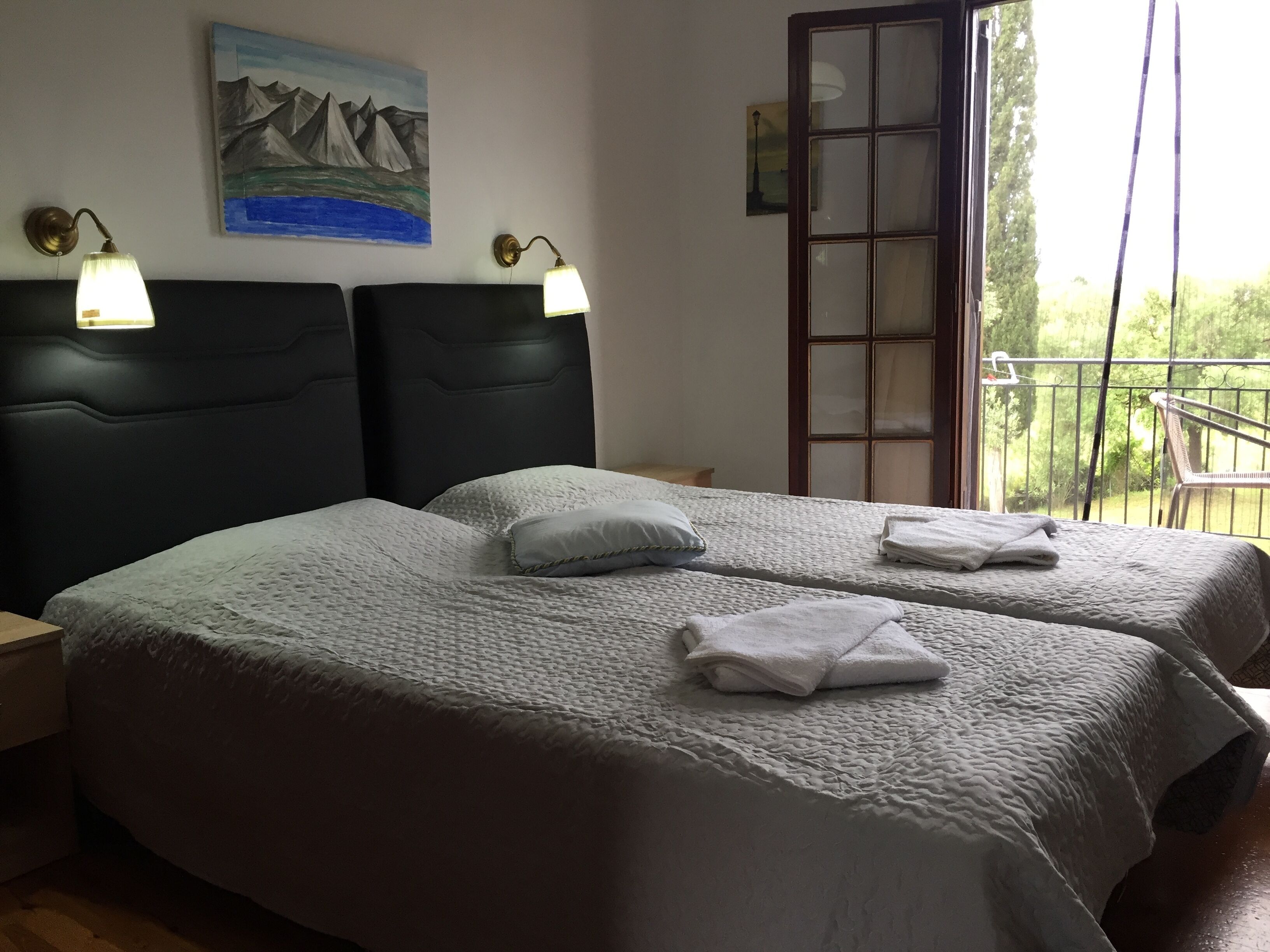 Alexander Apartments