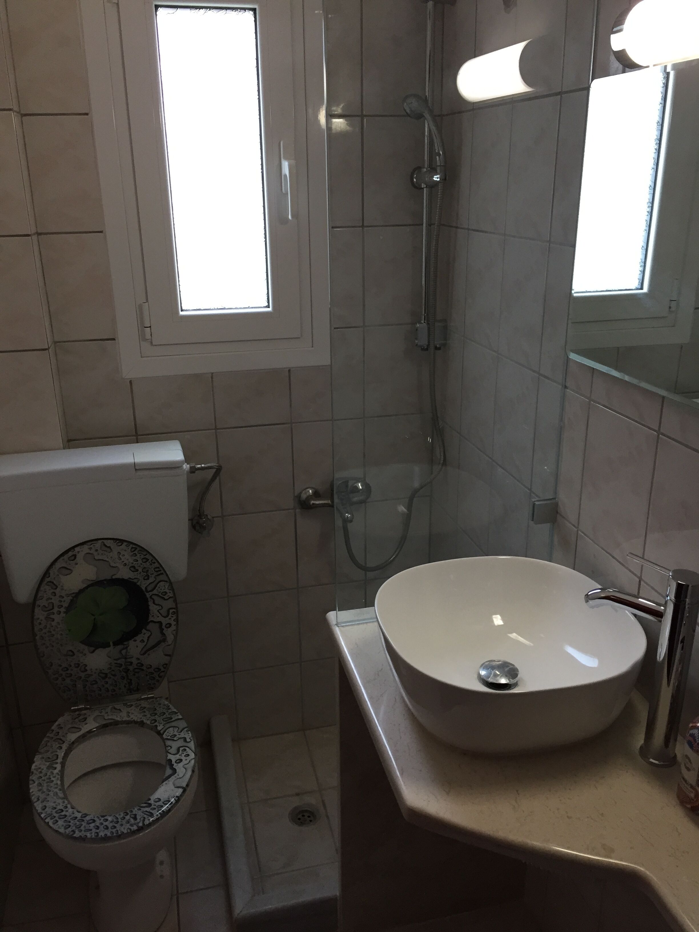 Alexander Apartments