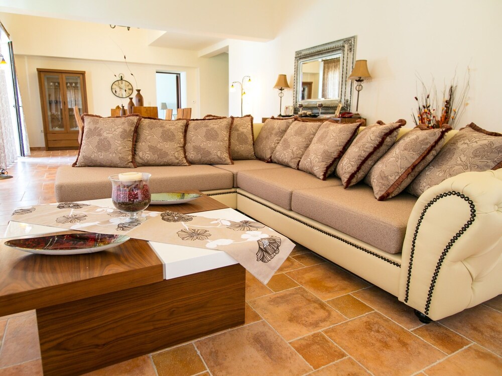 Luxury Villa Hera
