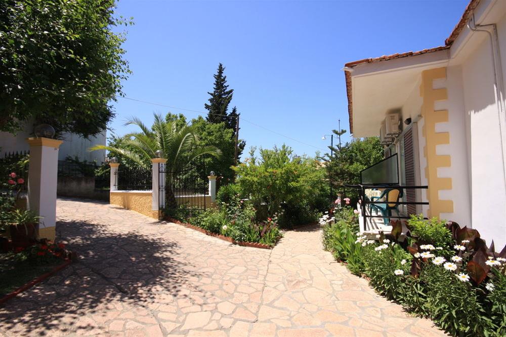 Corfu Holiday Apartments