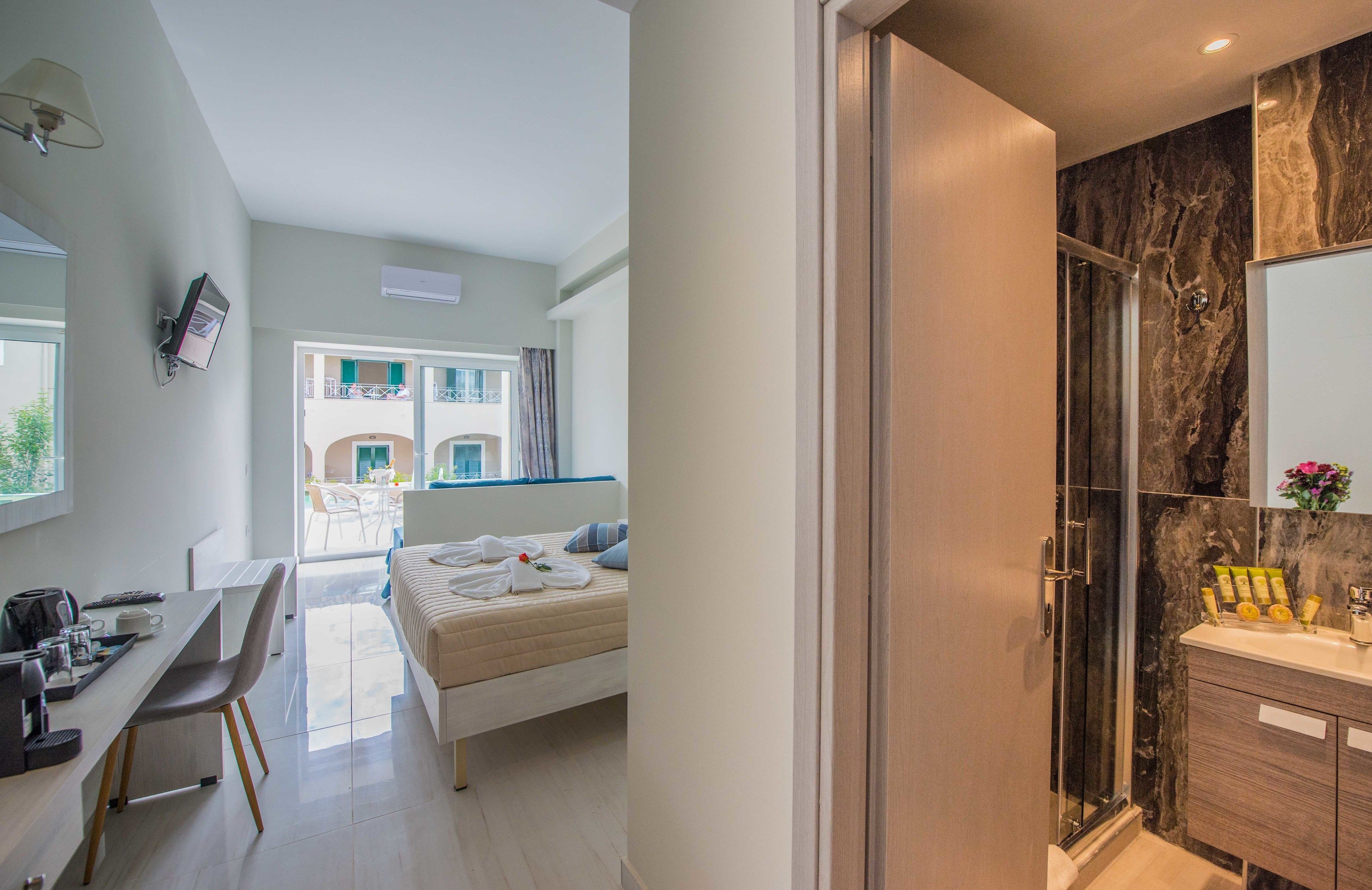 Amour Holiday Resort