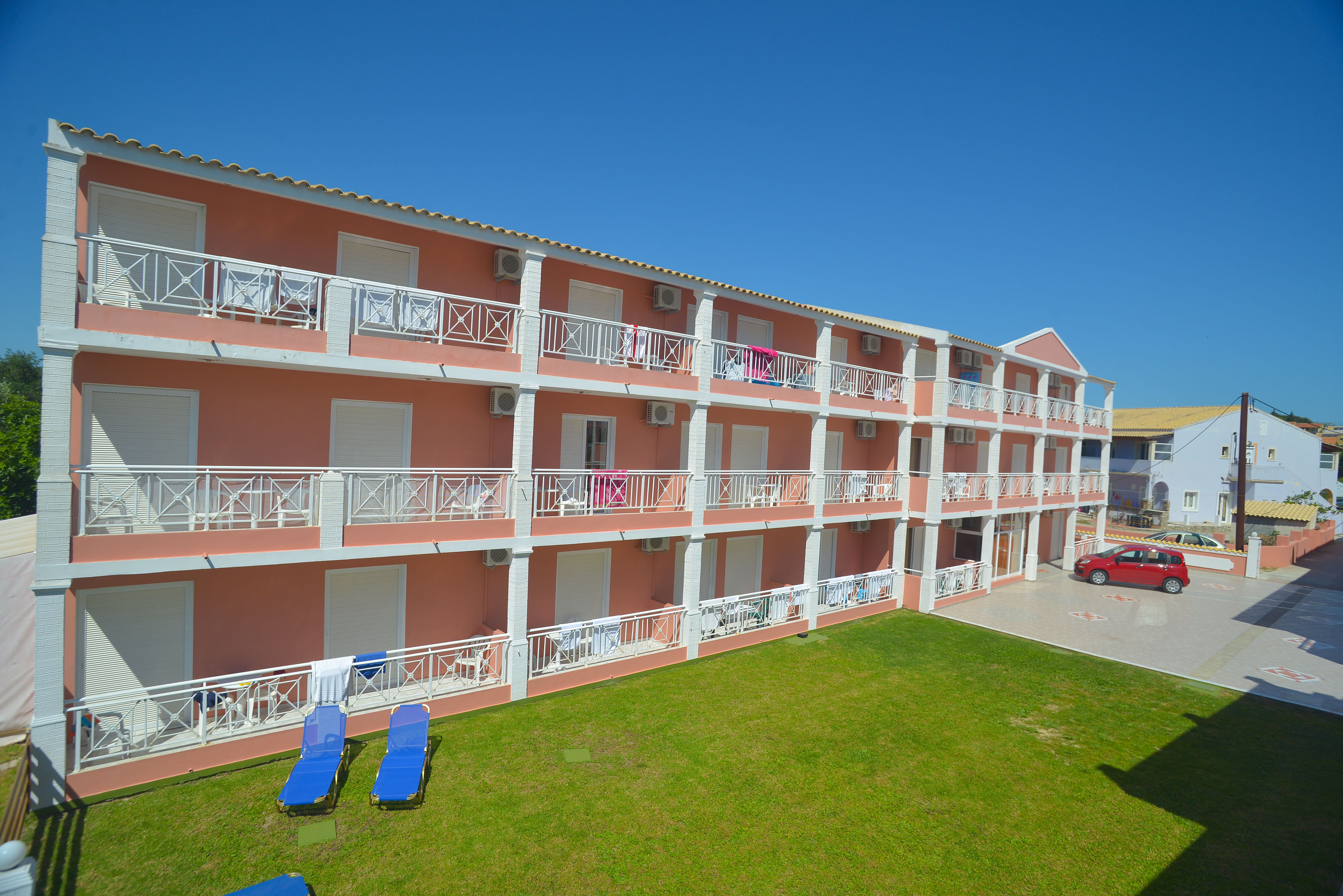 Angelina’s Hotel & Apartments
