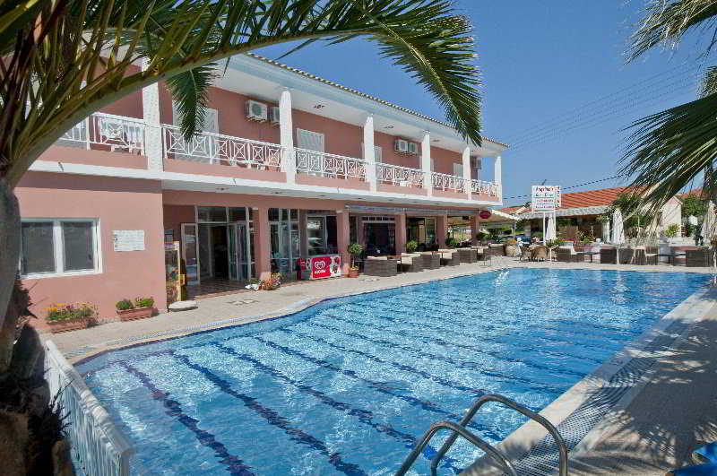 Angelina’s Hotel & Apartments