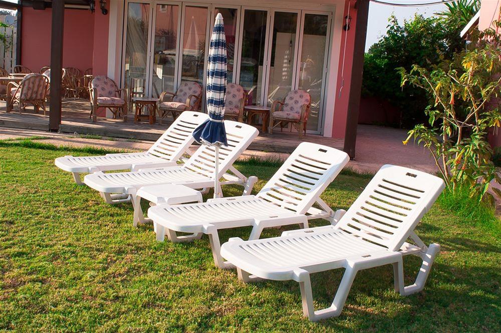 Chrysanthy Apartments