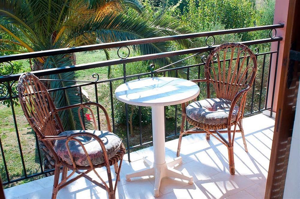 Chrysanthy Apartments