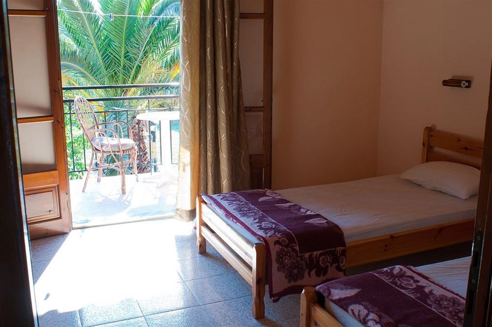 Chrysanthy Apartments