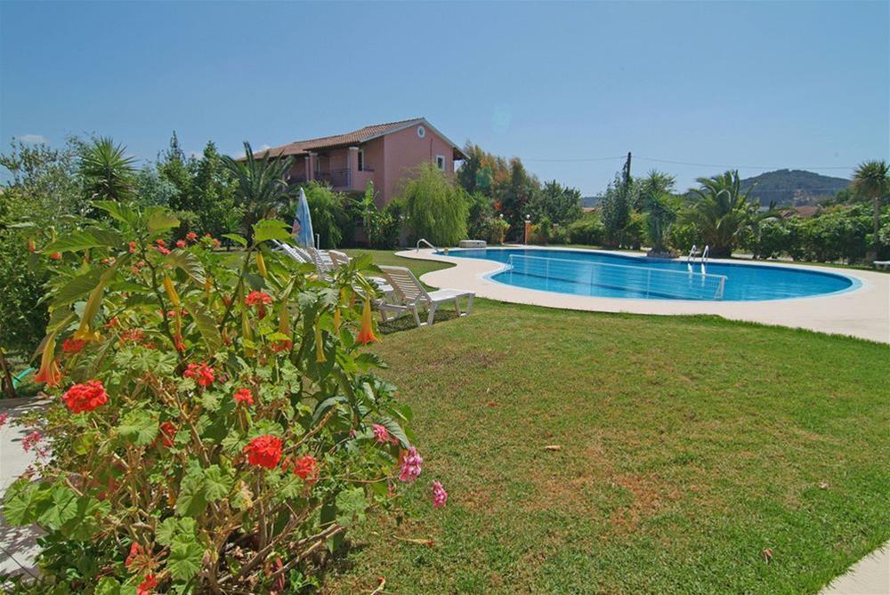 Chrysanthy Apartments