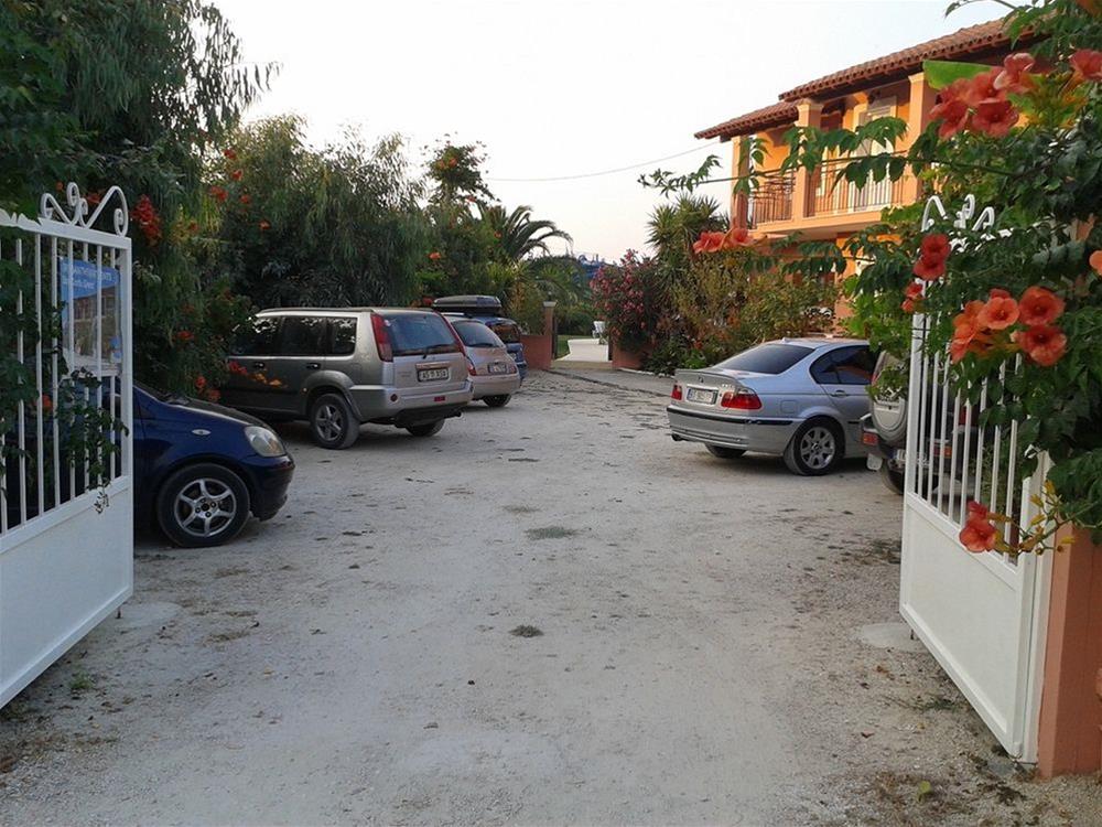 Chrysanthy Apartments