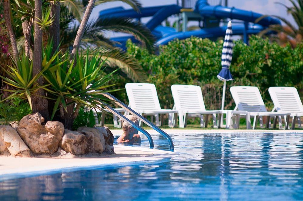 Chrysanthy Apartments