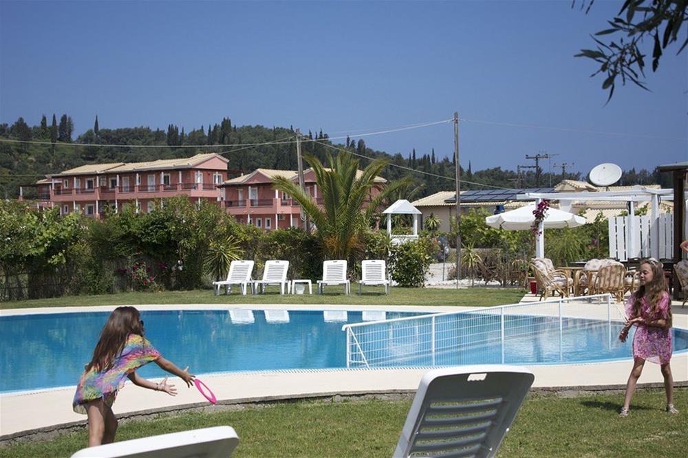 Chrysanthy Apartments