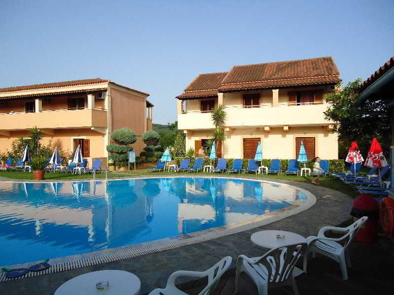 Eleni Apartments