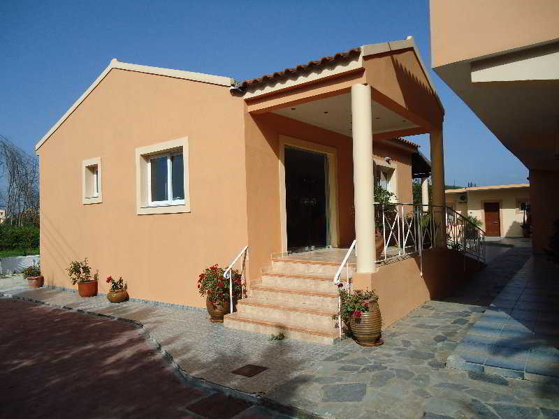 Eleni Apartments