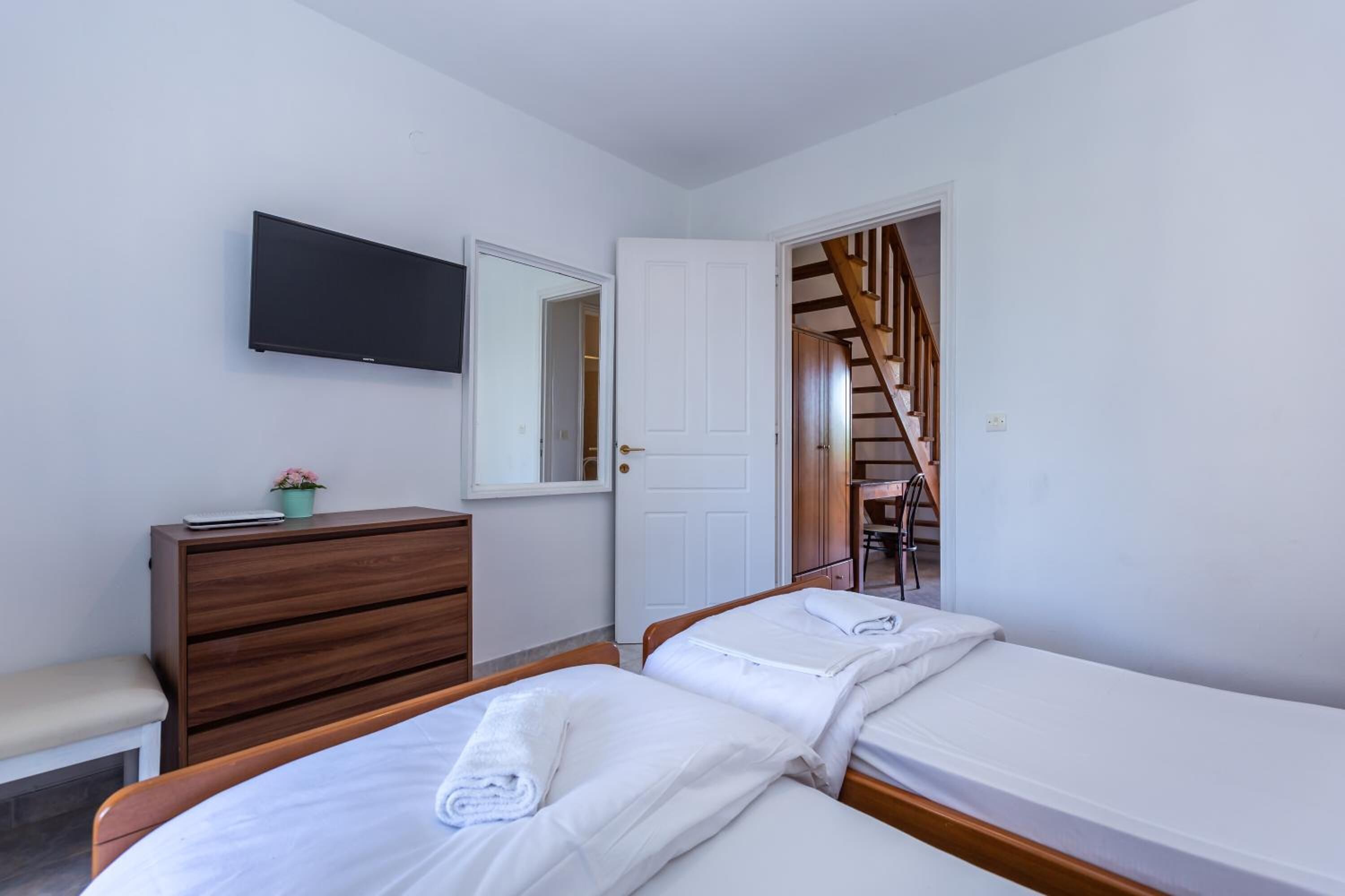 Frida Corfu Apartments