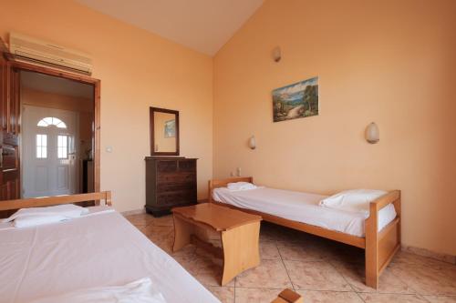Luisa Hotel