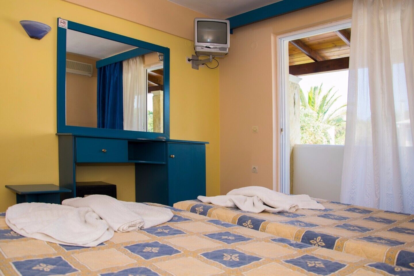 Olive Grove Hotel