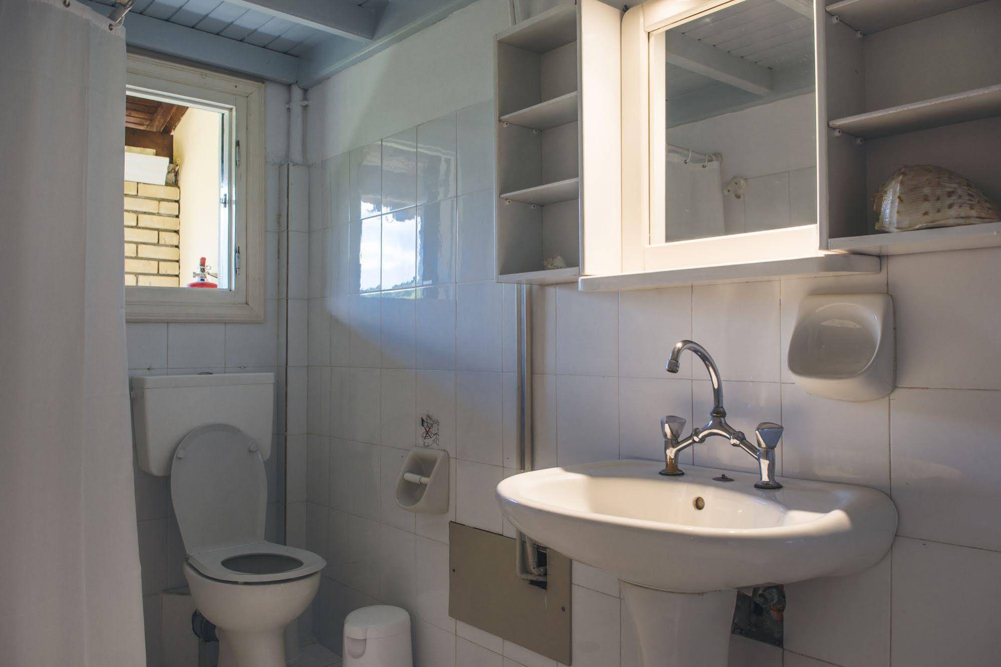 Potamos Apartments