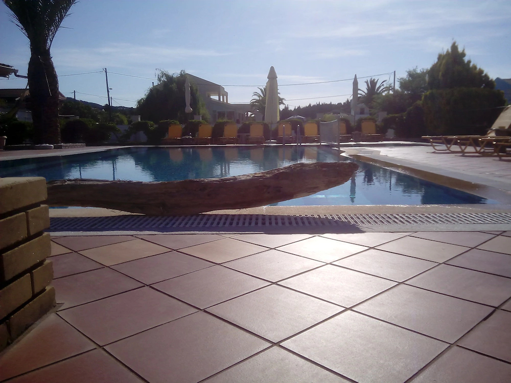 Villa Del Sol Apartments