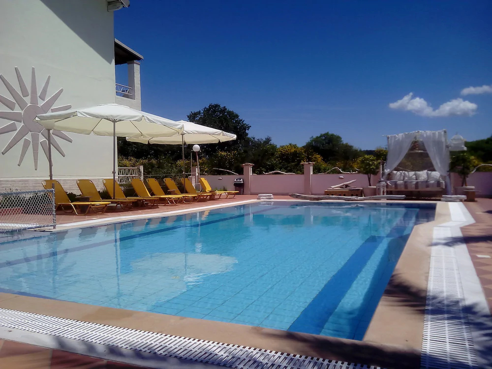 Villa Del Sol Apartments