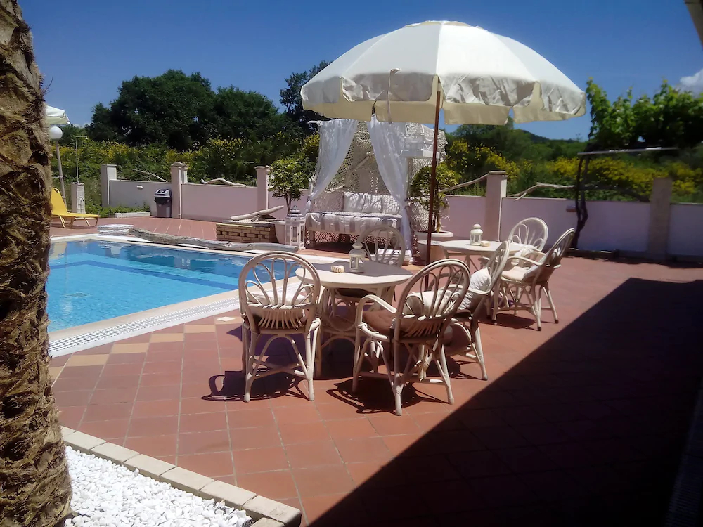 Villa Del Sol Apartments