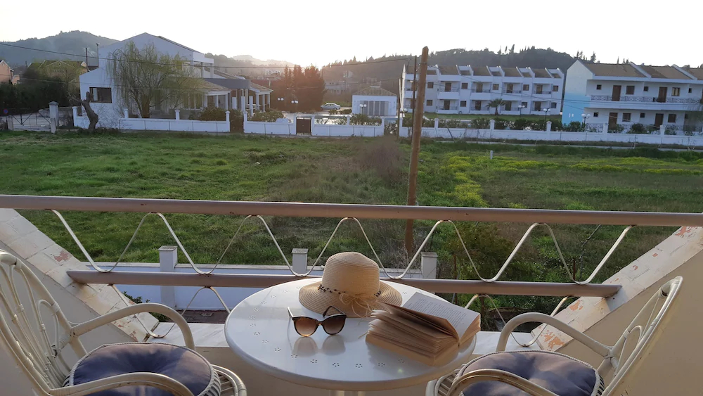 Villa Del Sol Apartments