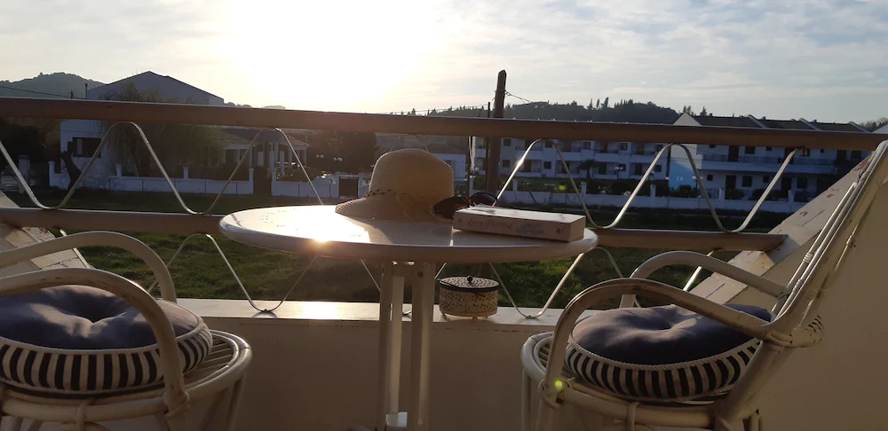 Villa Del Sol Apartments