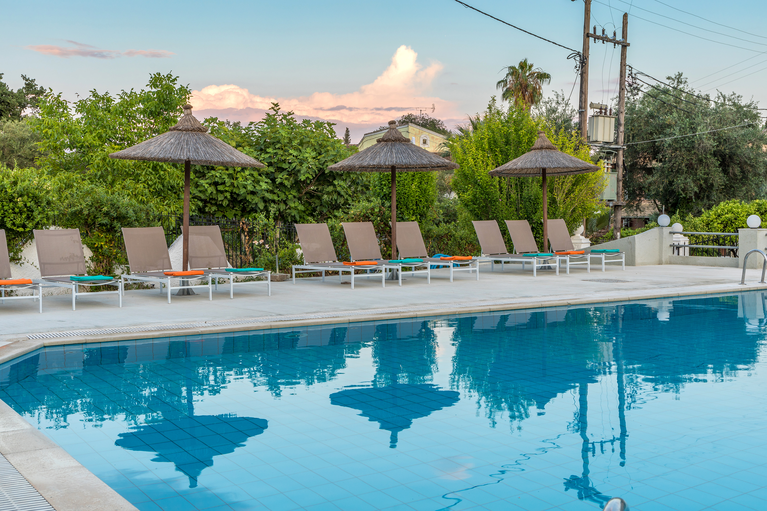 Dominoes Hotel Apartments