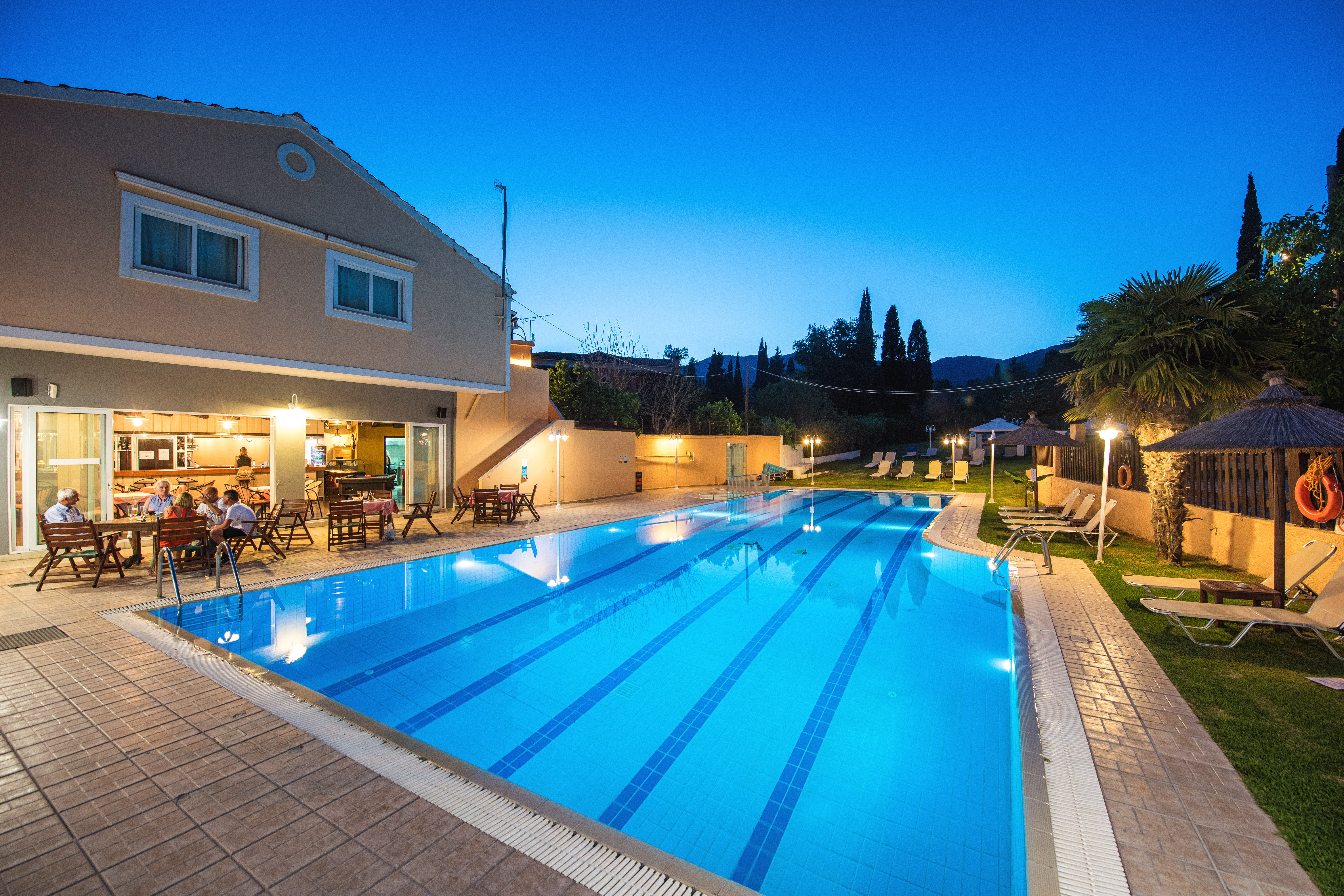 Dominoes Hotel Apartments